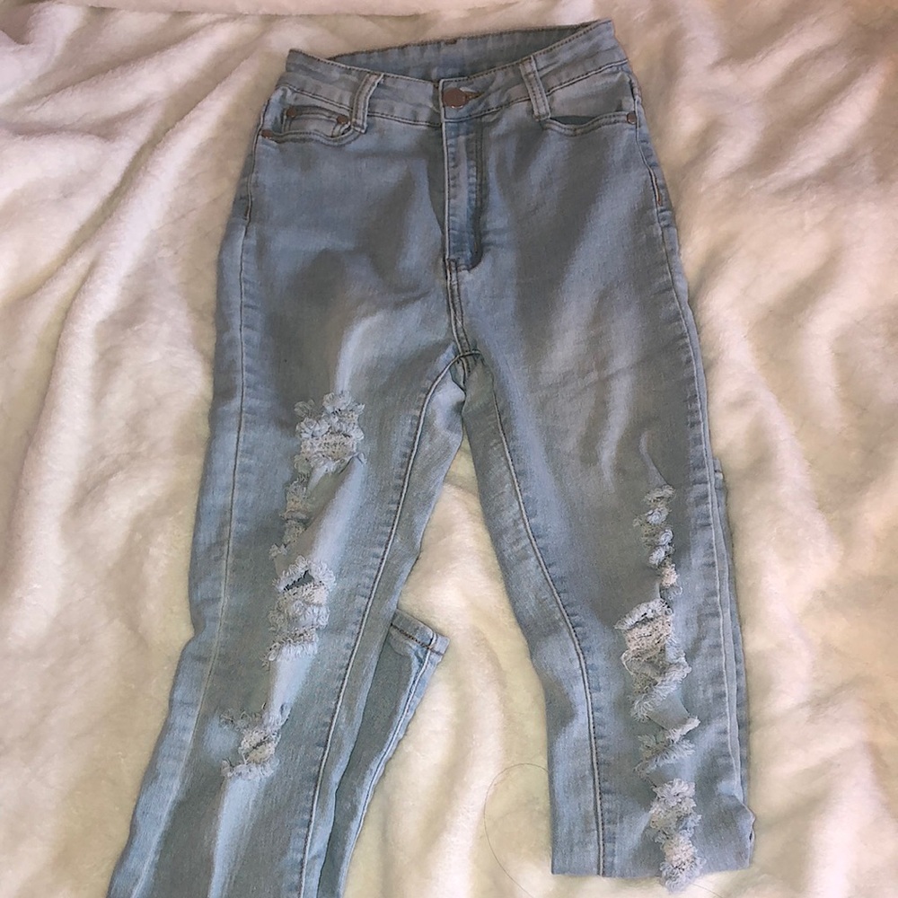 Ripped Skinny Jeans - Light Blue